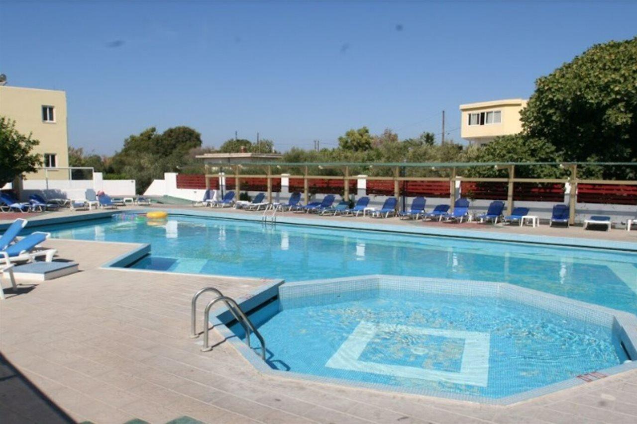 Hotel apartamentowy Summer Dream Theológos